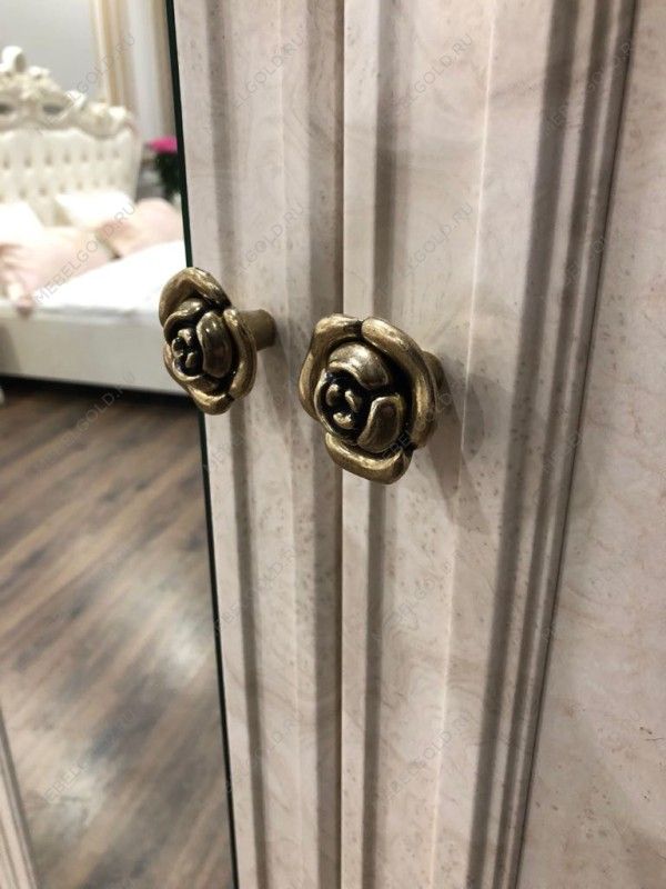 Шкаф Афина 4-дверный (2+2) без зеркал крем корень | изображение 3